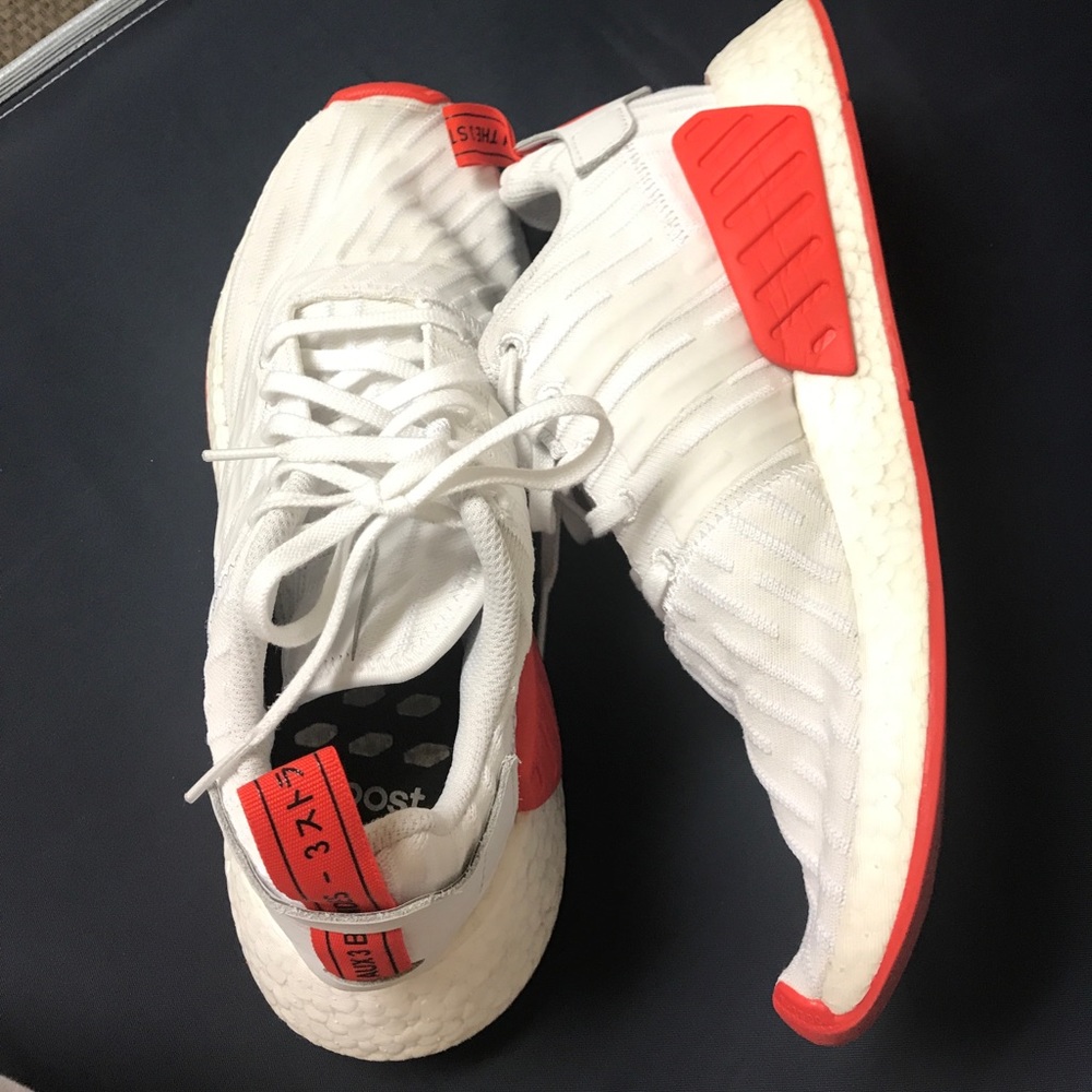 Adidas NMD R2 - Picture 3 of 3